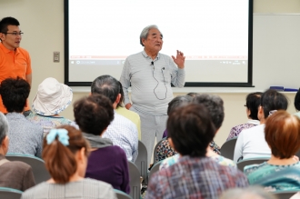 写真：久保田競先生の講演の様子