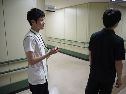 写真：理学療法士　野末